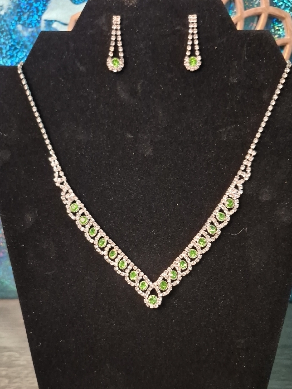 Elegant Green Crystal V-Shape Necklace & Earrings Set